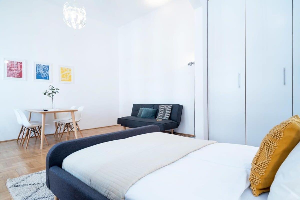 בודפשט Lovely Downtown Apartment Close To The Basilica מראה חיצוני תמונה
