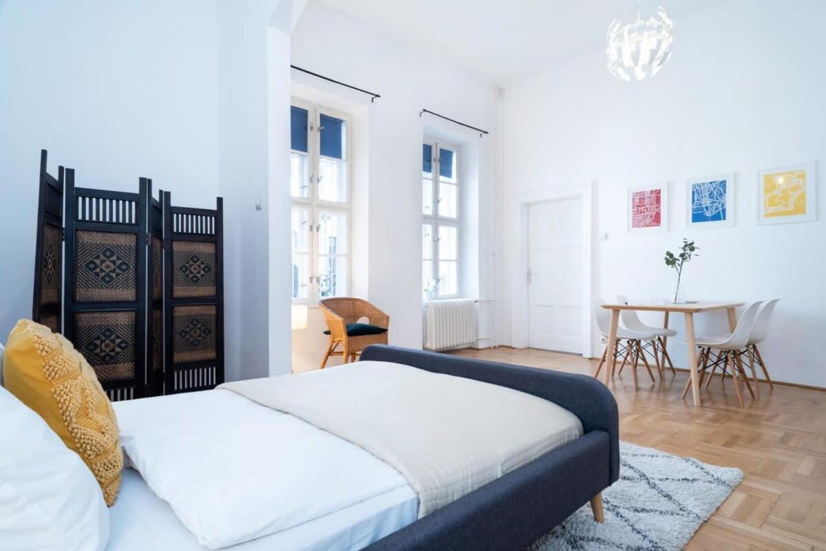 בודפשט Lovely Downtown Apartment Close To The Basilica מראה חיצוני תמונה